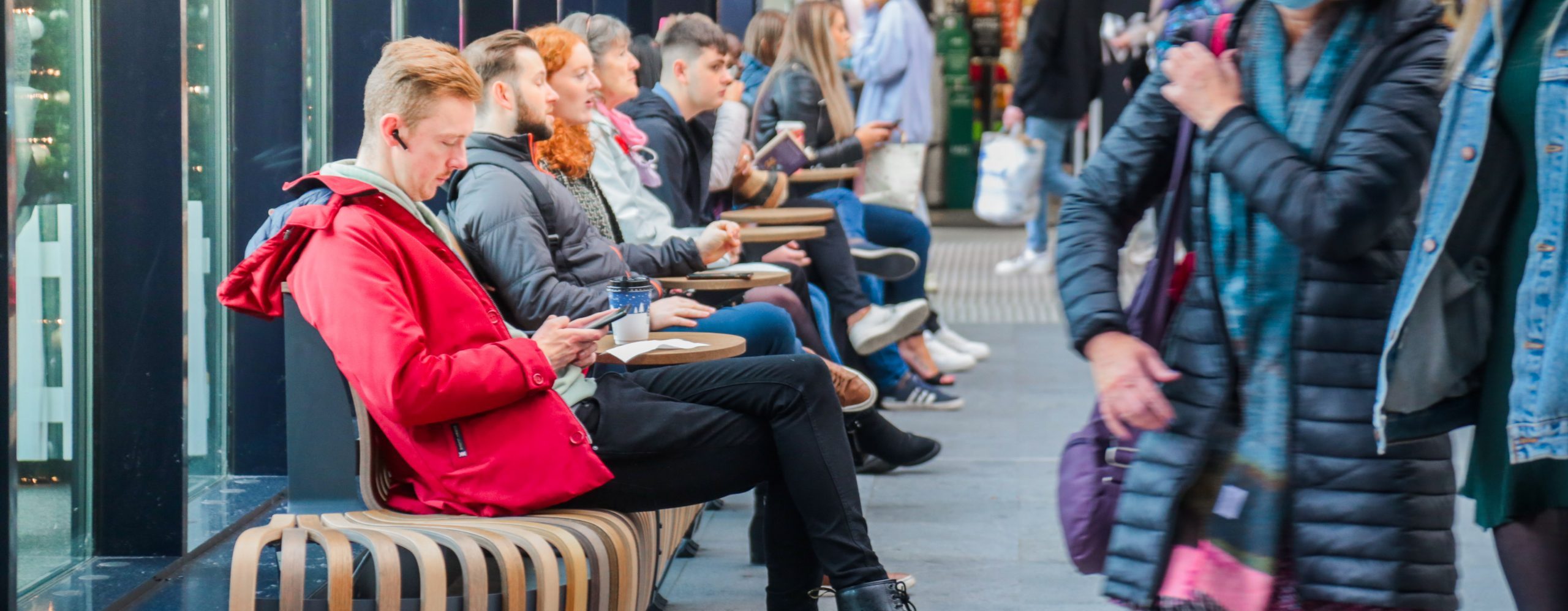 Difference between sitting and seating